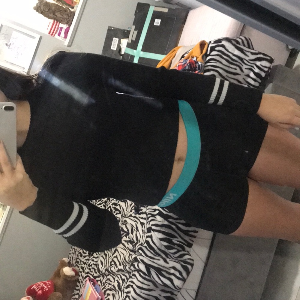 Forever 21 black long sleeve